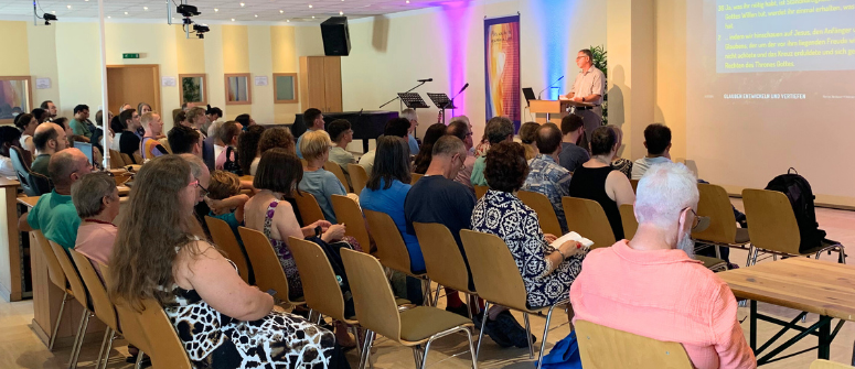 Gottesdienst in der EFG Regensburg